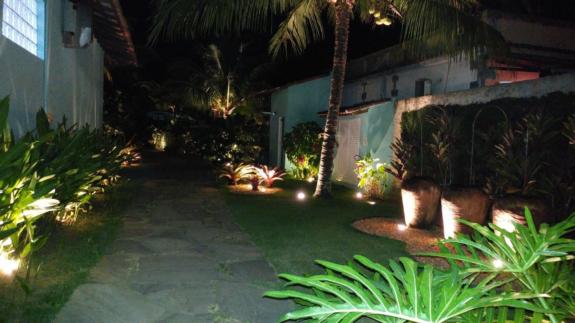 Pousada Recreio Da Praia Vila do Abraao ภายนอก รูปภาพ